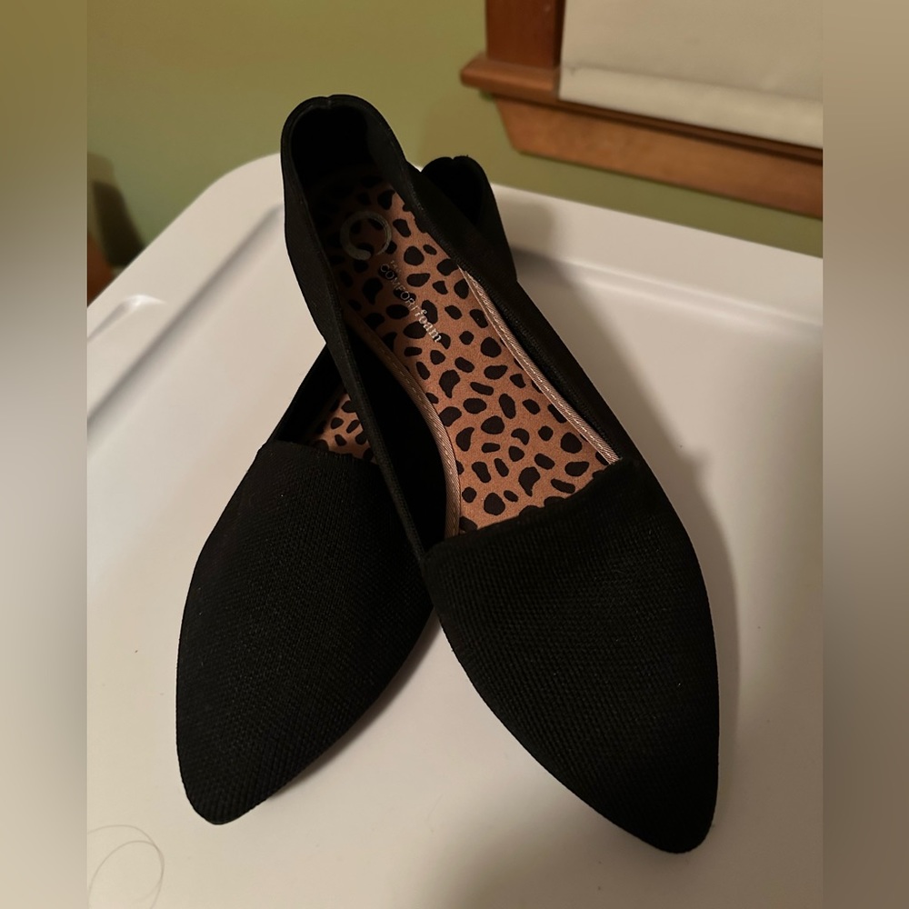 Never worn comfort foam black flats - soft bottom and very comfortable!